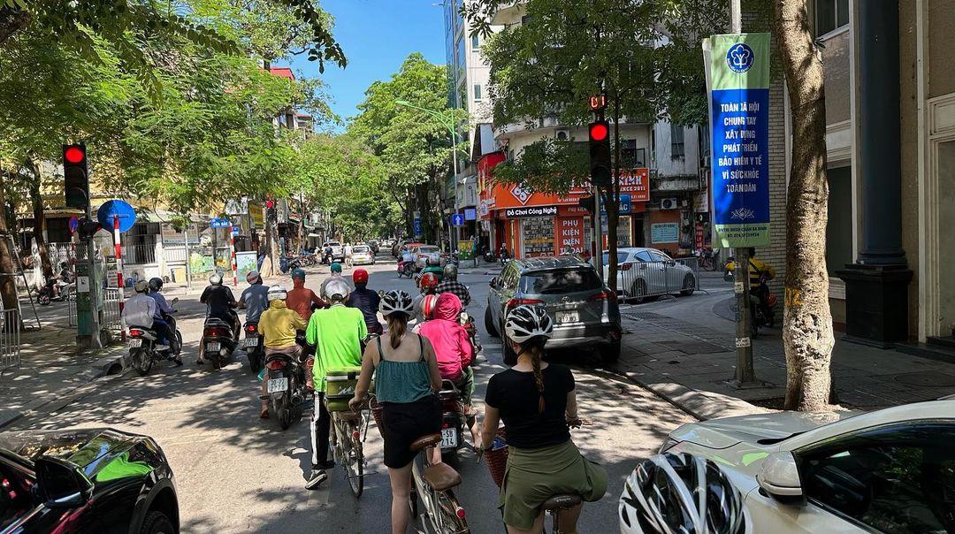 hanoi cycling tour