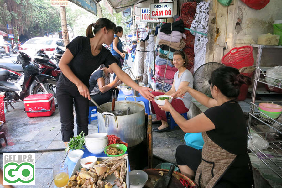 food tour hanoi
